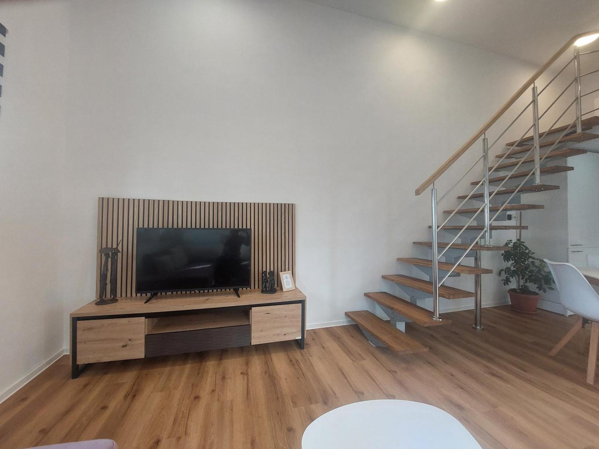 Spring And Summer Apartment Near Ljubljana With Free Secure Parking Domžale Exteriör bild