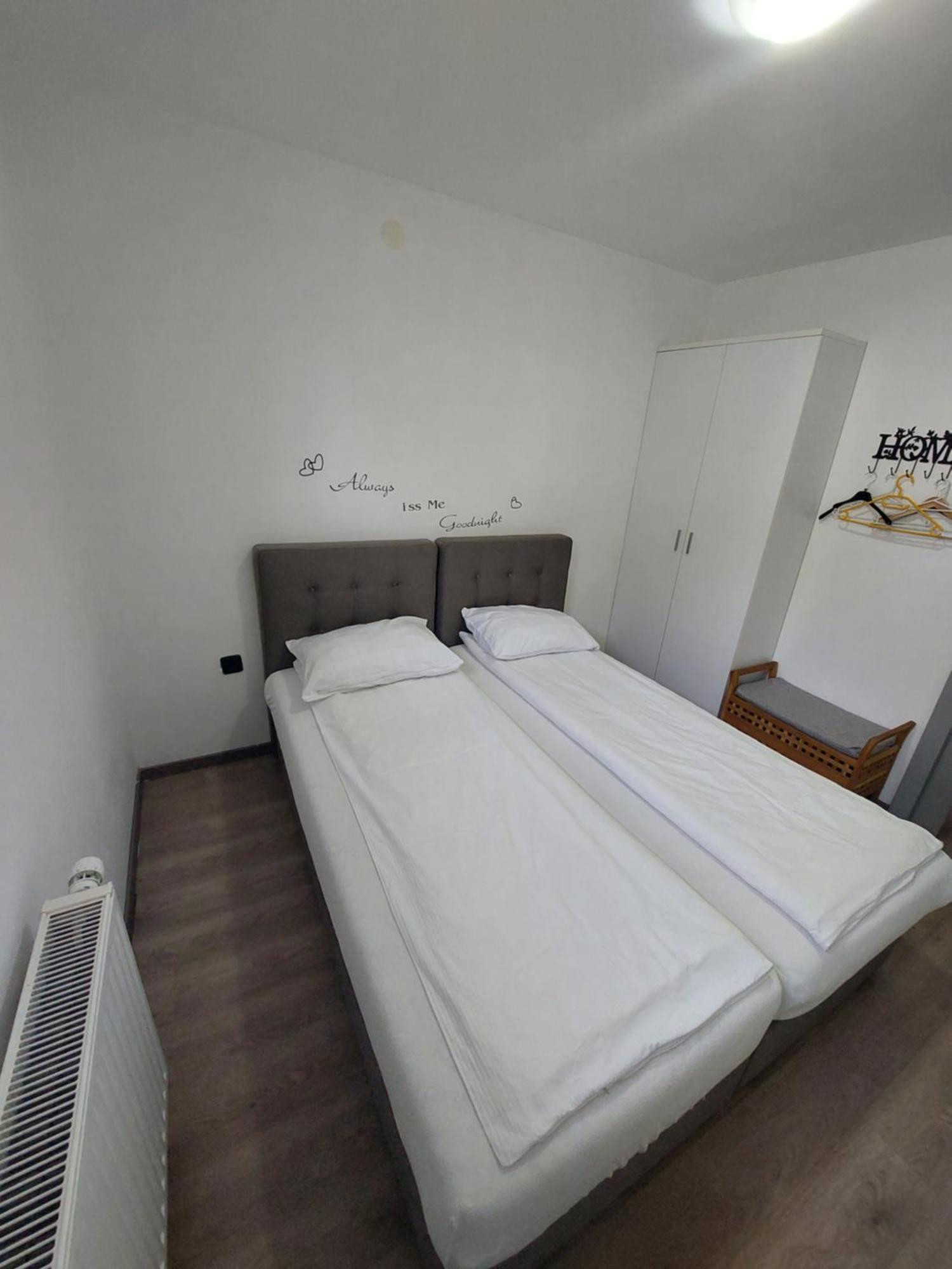 Spring And Summer Apartment Near Ljubljana With Free Secure Parking Domžale Exteriör bild